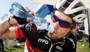 Dehydratace  nejvt neptel cyklisty