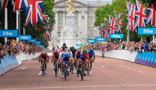 Fanoušci cyklistiky v Londýně zaplatí
