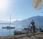Na kole k vinicím Ženevského jezera