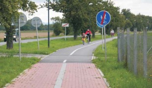 Zákon nutí města odmítat peníze na cyklostezky