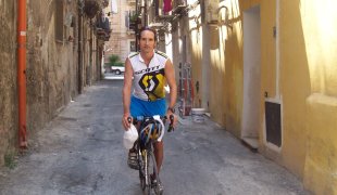 Na kole do Afriky XIII:  Nikdo se nekoupe v Palermu