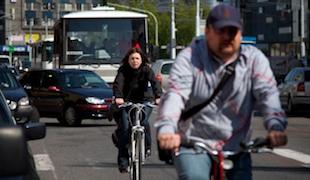 Právě vychází příručka městského cyklisty Městem na kole