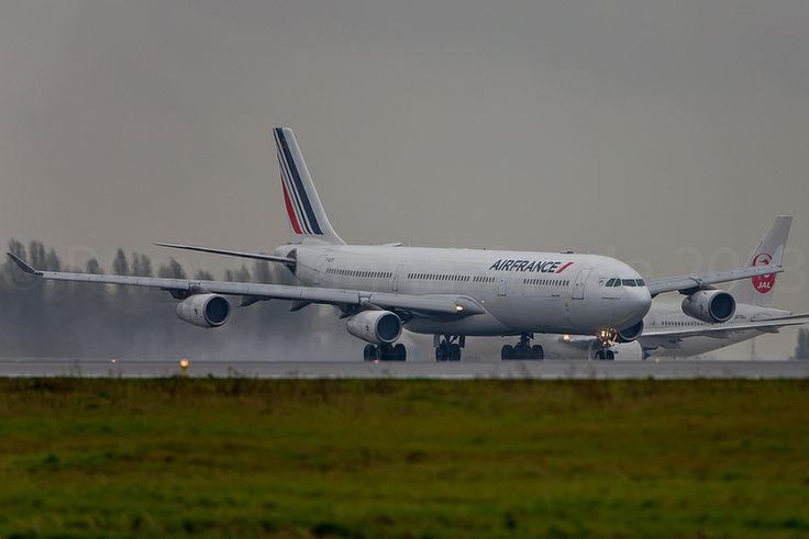 Air France CDG Terminal +1-888-839-0502